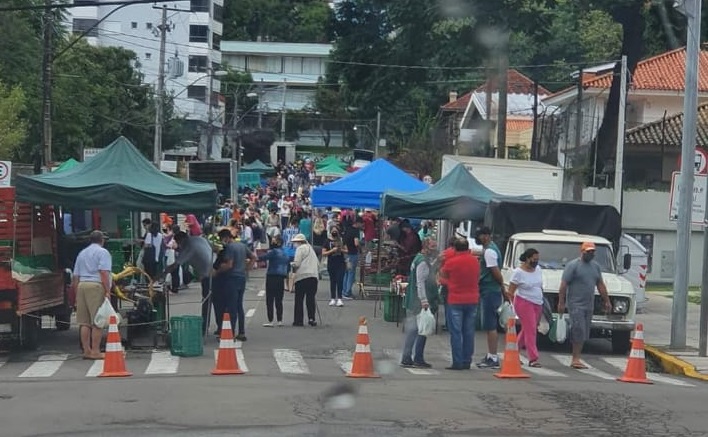 Prefeitura derruba liminar e Feira Livre está novamente suspensa em Bento