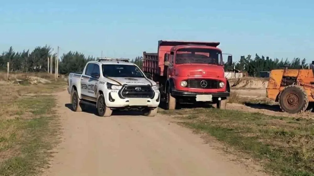 Fiscalização prende homem e apreende máquinas por extração ilegal de areia