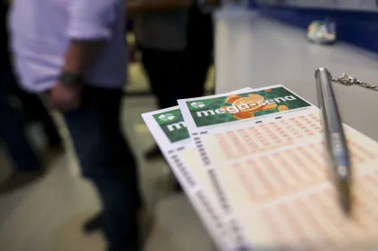 Duas apostas do RS acertam a quina da Mega-Sena e faturam R$ 73 mil cada