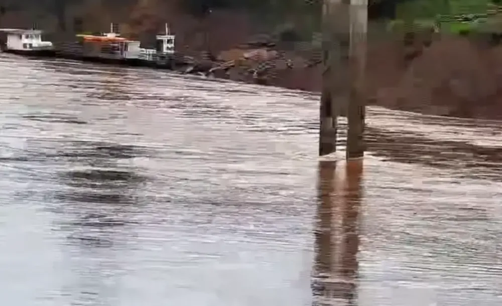 Travessia de balsa entre São Valentim do Sul e Santa Tereza é interrompida