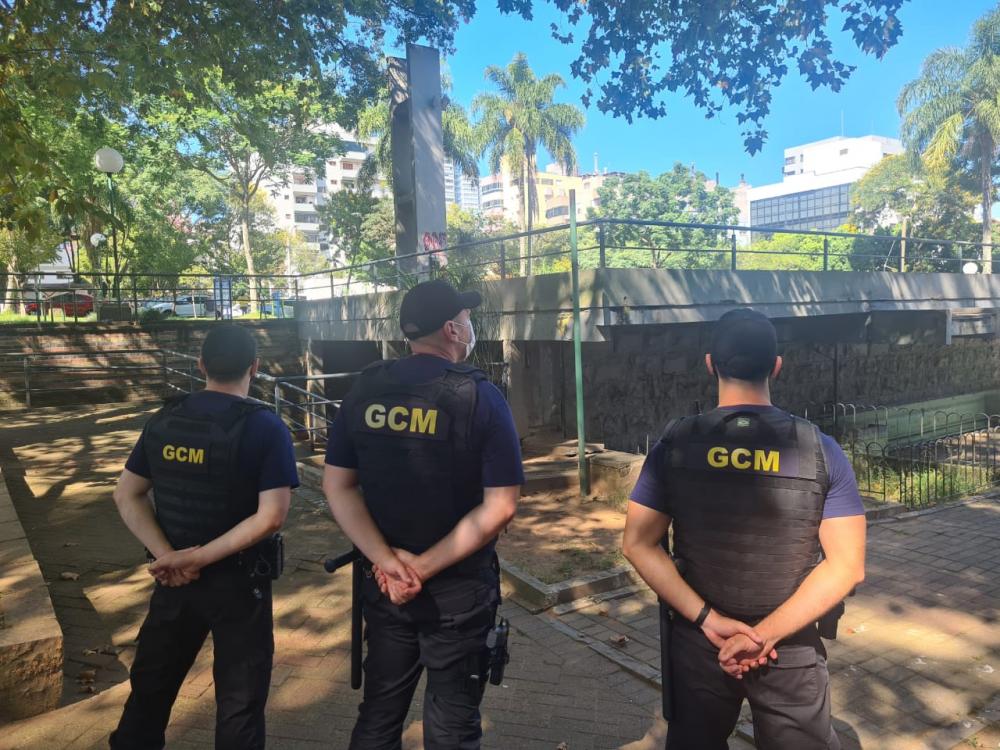 GCM intensifica ações contra aglomerações e atividades de ambulantes