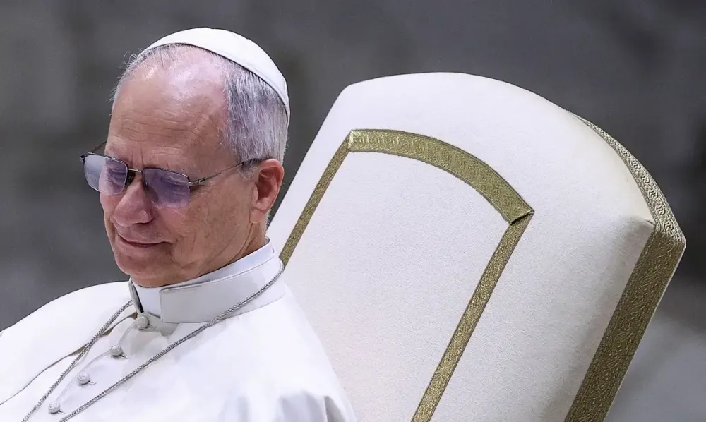 Papa Leão XIV é diagnosticado com câncer de pulmão