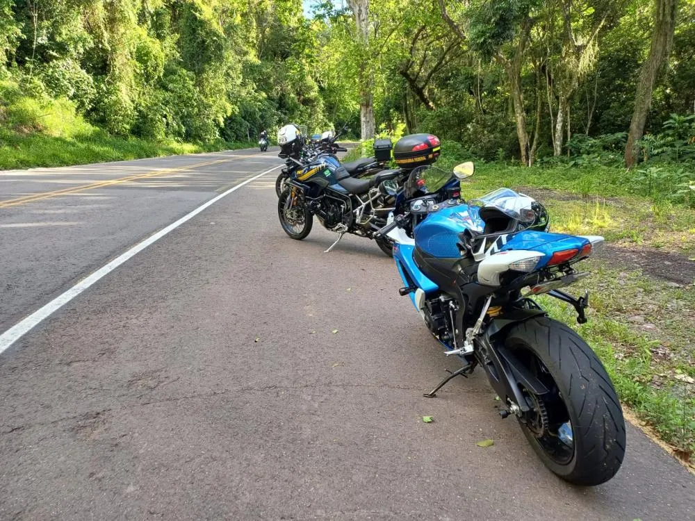 PRF intensifica fiscalização de motocicletas na BR-116, na Serra Gaúcha