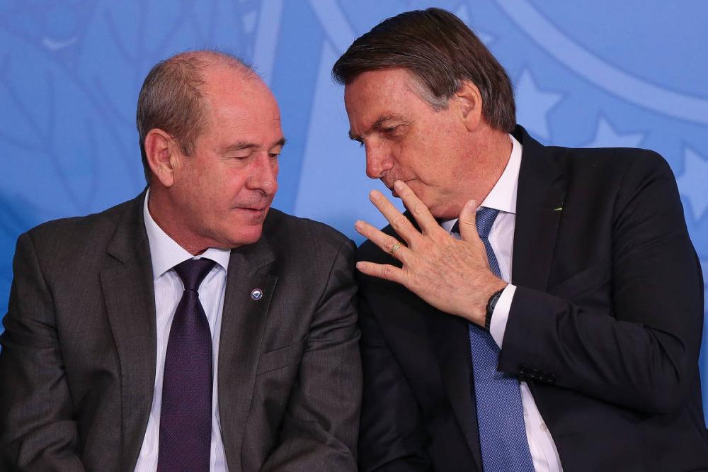 Ministro da Defesa é mais um a deixar o cargo no governo Bolsonaro