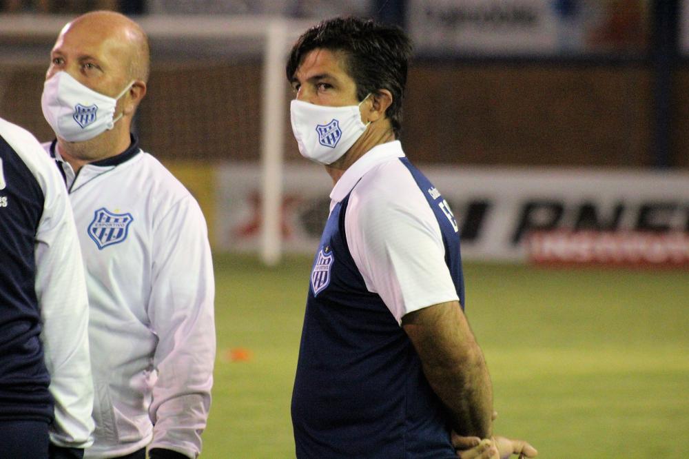 ‘Só temos que pedir perdão ao torcedor’, diz gerente do Esportivo