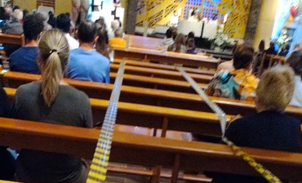 Após decisão do STF, Governo do Estado amplia taxa de ocupação em missas e cultos