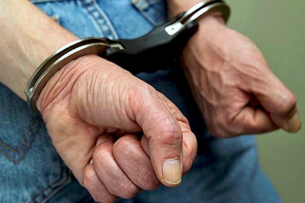 Homem prende detento tentando furtar objetos em pensão em Bento Gonçalves