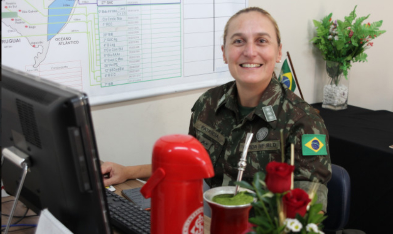 Gaúcha é a primeira mulher a ocupar cargo de coronel na 3ª Divisão do Exército