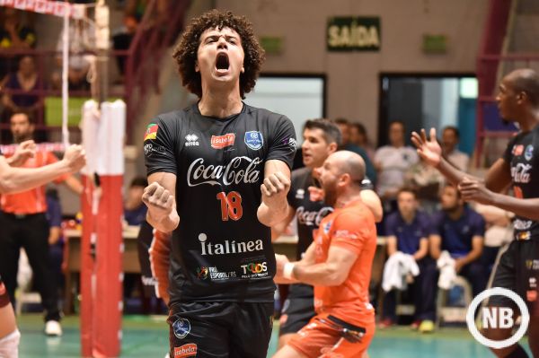 Noite para lotar o ginásio e apoiar o Bento Vôlei na Superliga