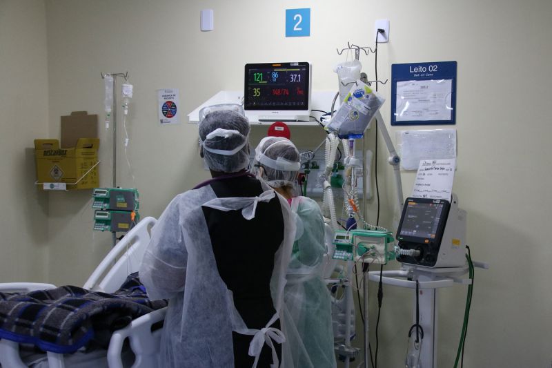 Alguns estados brasileiros registram queda das ocupações de leitos de UTI para covid - (Foto: Lucas Neves/Enquadrar/Estadão Conteúdo - 27.4.2021)