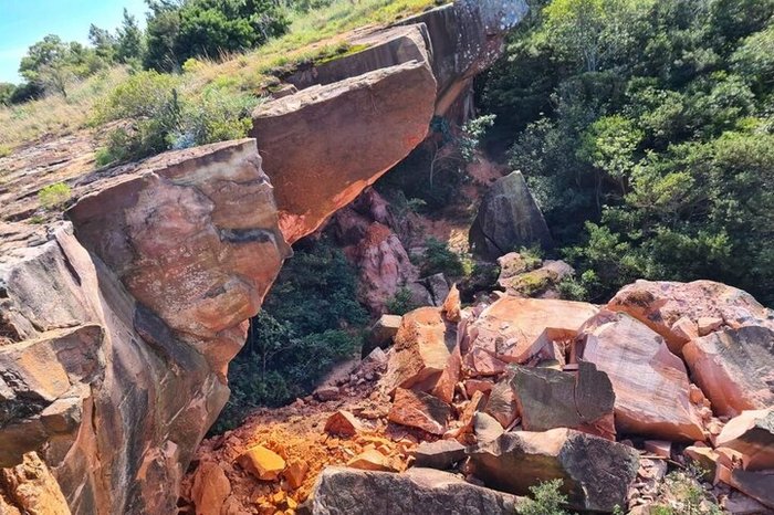 Cartão-postal de Alegrete, ponte de pedra é alvo de desmoronamento
