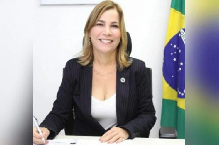 A secretária de Gestão do Trabalho e da Educação na Saúde Mayra Pinheiro, - (Foto: Reprodução/Facebook)