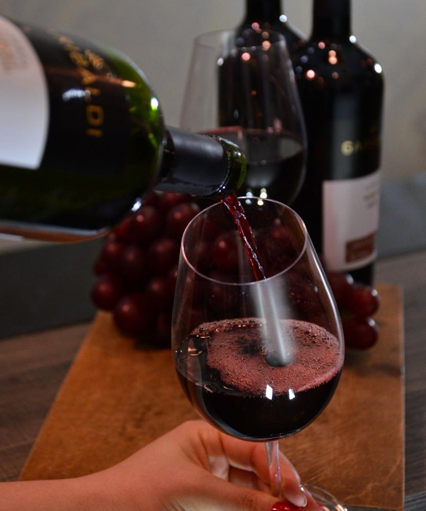 Aqueça o seu inverno com bons vinhos tintos