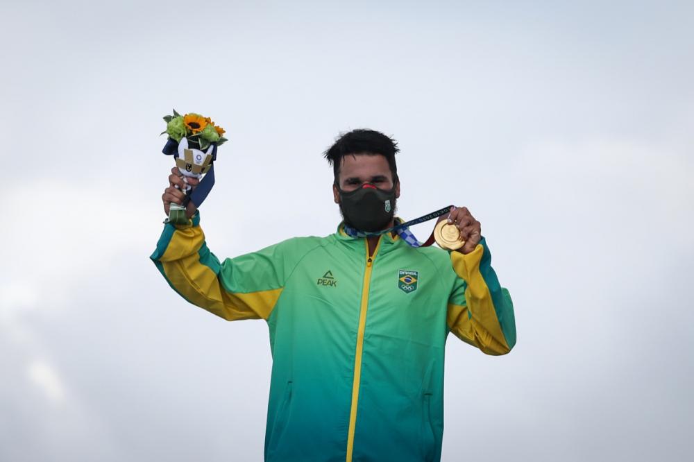Brasil conquista o primeiro ouro nas Olimpíadas com Ítalo Ferreira no surfe