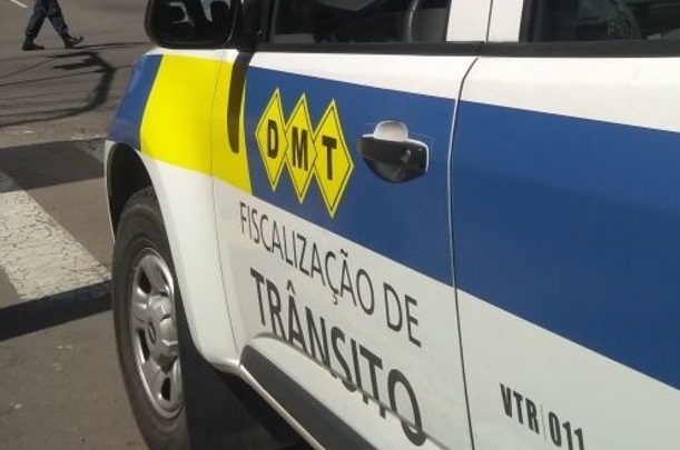 Motorista embriagado colide em dois veículos no bairro Santa Helena, em Bento