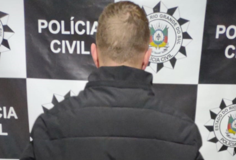 Jovem de 23 anos foi preso por policiais da BM e da Polícia Civil no bairro Barão Velho, no município de Barão.