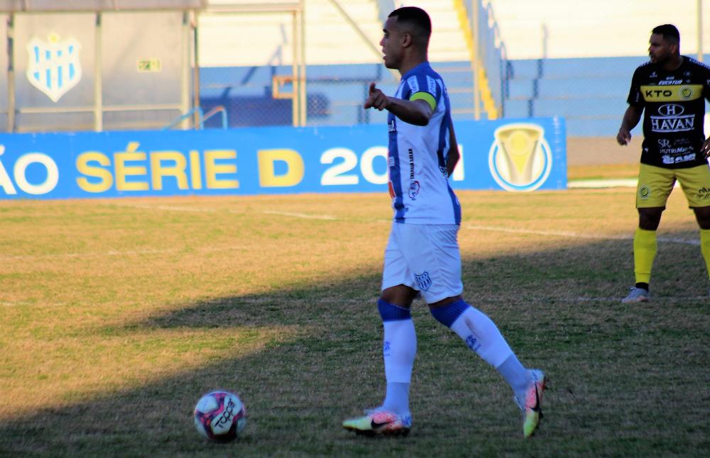 “Estamos prontos para a reta final”, pondera o lateral do Esportivo 
