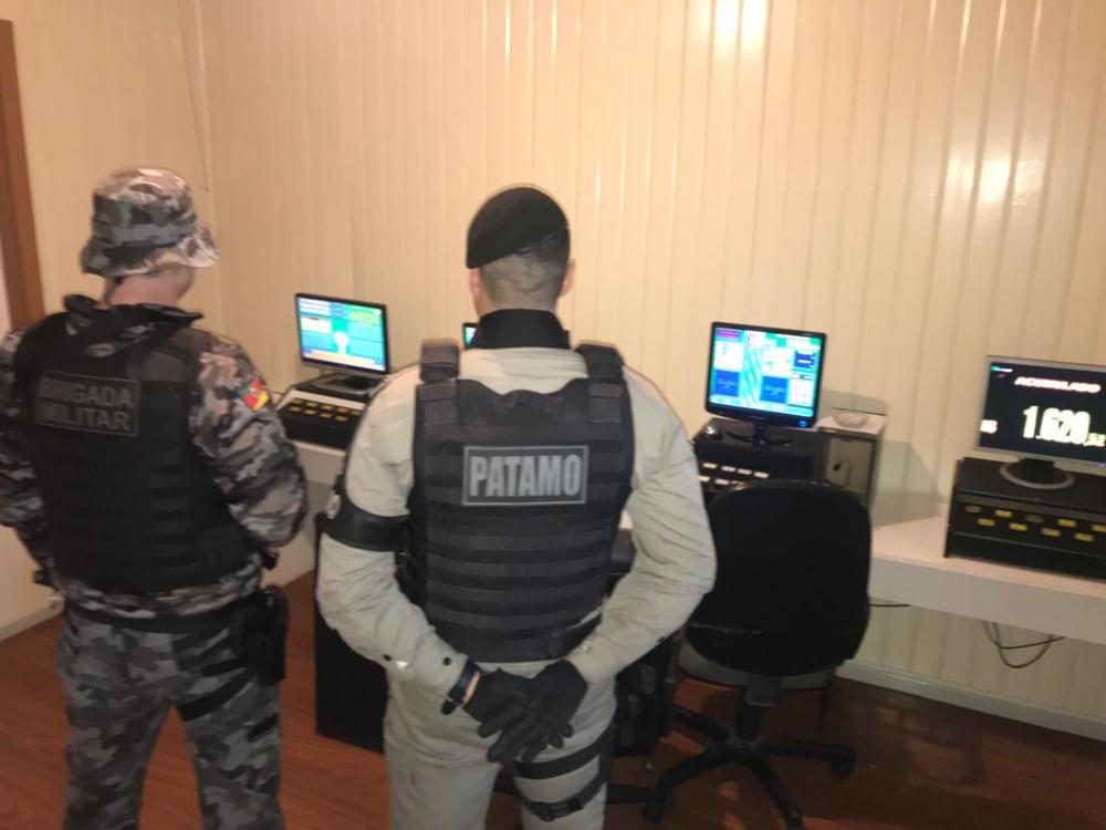 Brigada fecha casa de jogos de azar em Bento Gonçalves