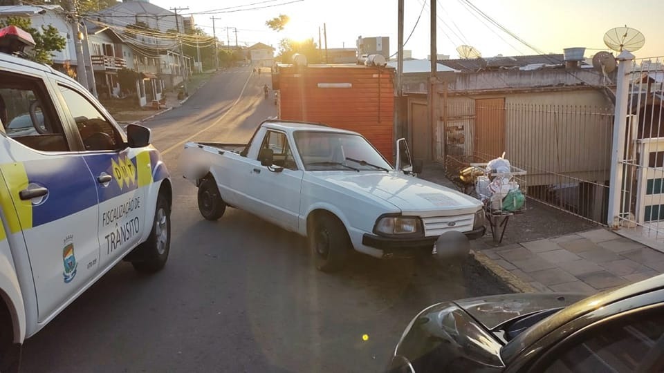 Motorista embriagado provoca acidente no bairro Ouro Verde, em Bento Gonçalves