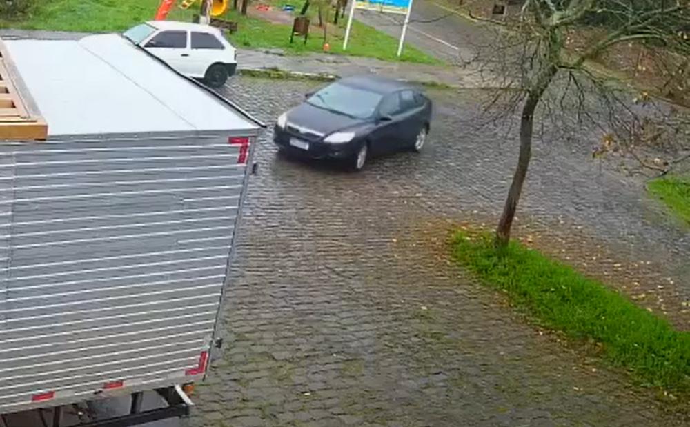 Policiais chegaram ao pasotr através de imagens do automóvel que ele dirigia no dia do crime - Reprodução