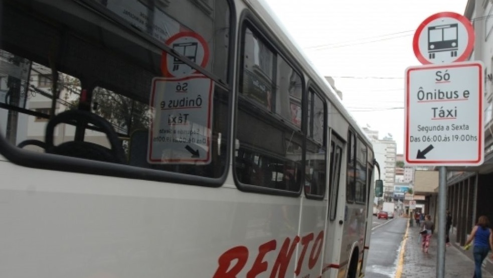 Conselho de Trânsito não foi consultado sobre mudança em faixas seletivas no Centro de Bento