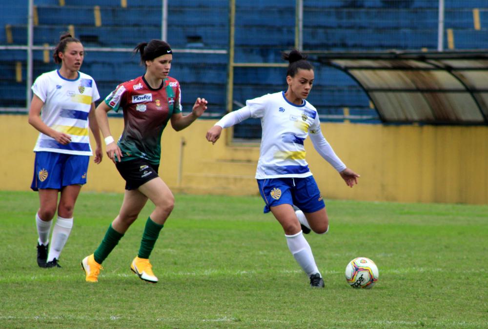 Brasil de Farroupilha goleia o Pelotas pelo Gauchão Feminino 