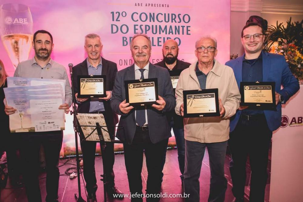 Oito rótulos ganham a Grande Medalha de Ouro do 12º Concurso do Espumante Brasileiro
