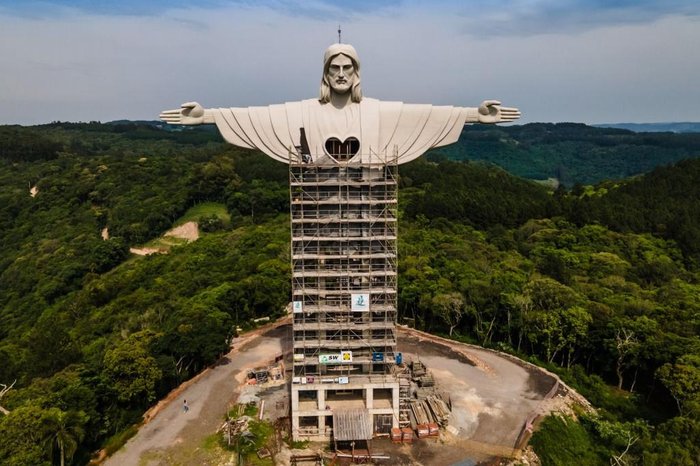Previsão de conclusão das obras do Cristo Protetor foram estendidas para janeiro de 2022 - Foto: Leonardo Capitanio / Divulgação Konce Agência