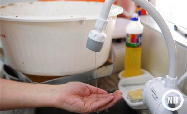 Pelo menos 14 bairros da cidade podem ficar sem água neste sábado