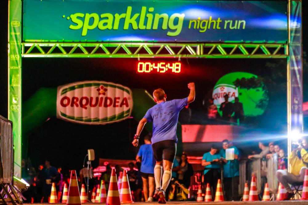 Dezenas de atletas já garantiram participação na Sparkling Night Run 2021 - Fotos: Márcio Rodrigues