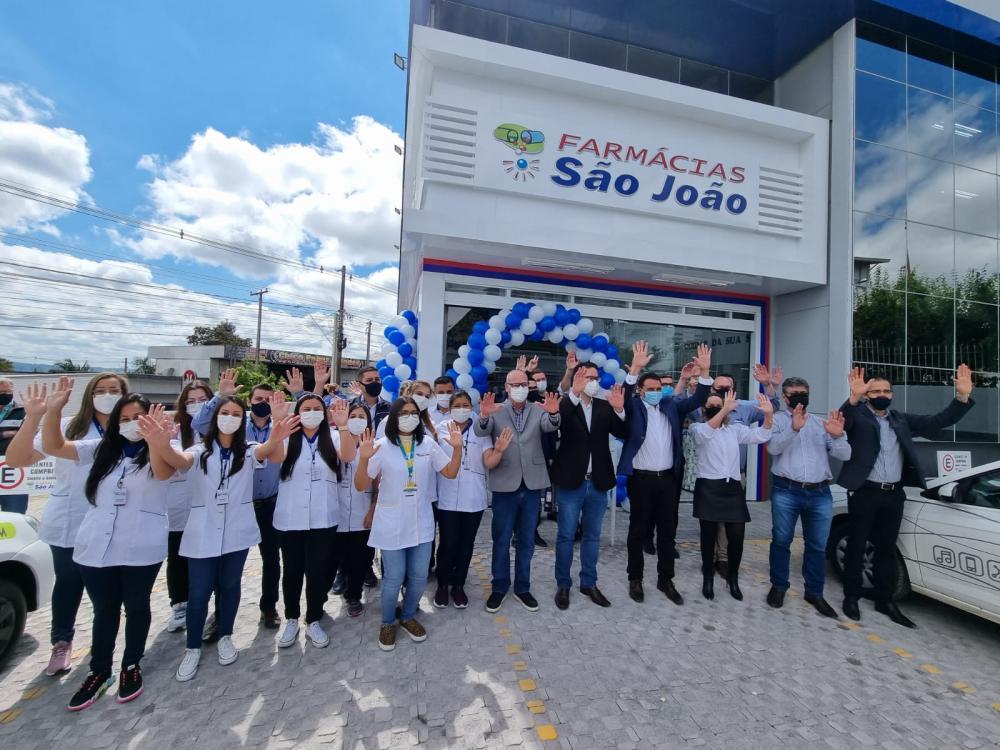 Farmácias São João inaugurou sua quarta unidade na Avenida Roberto