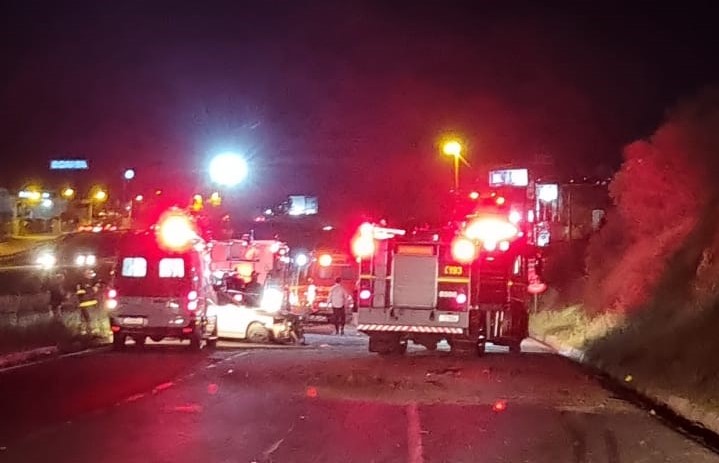 Quatro jovens ficaram feridos e foram levados para os hospitais de Bento e Garibaldi. 