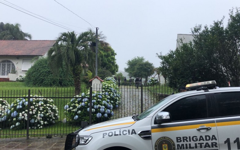 Ao tentar confrontar a BM, dois criminosos foram mortos no confronto