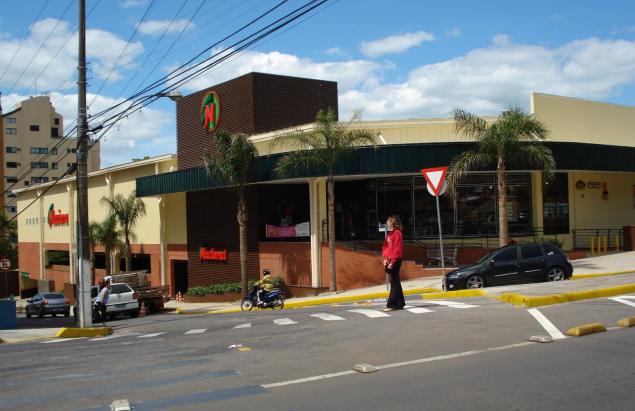 Mais de dois anos após deixar Bento Gonçalves, supermercado Nacional é multado pela prefeitura