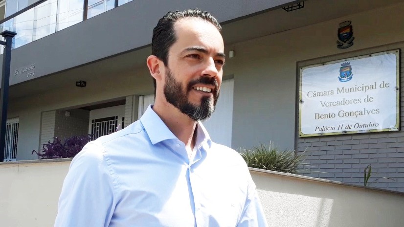 Vereador Rafael Fantin anuncia que irá doar reajuste de 13,60% dos vereadores