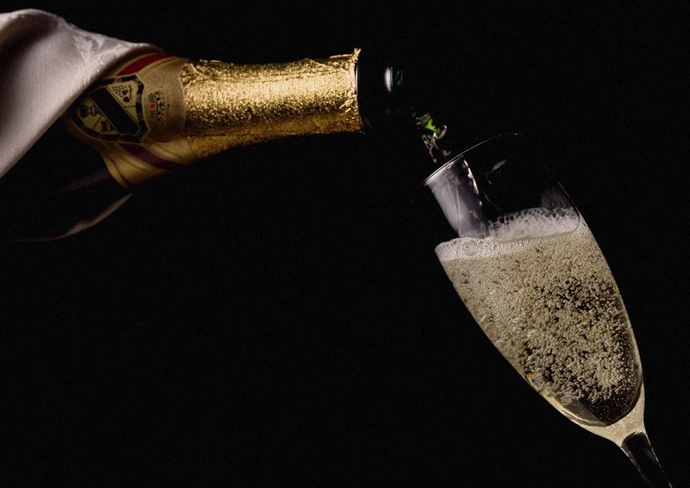 Novembro foi responsável pela venda de 23% do espumante brut do ano
