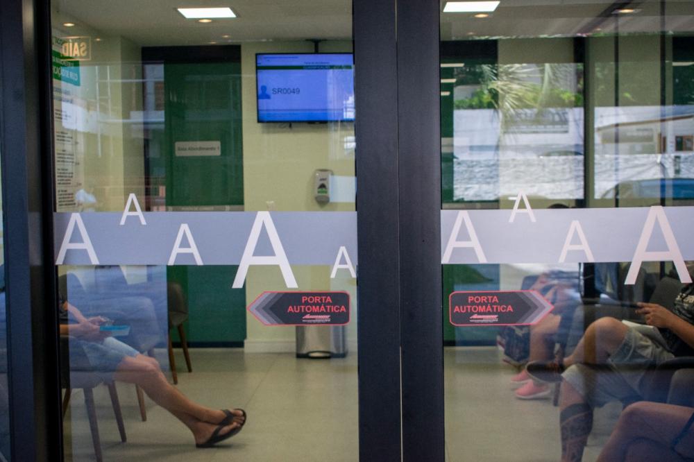 Hospital Tacchini bate recorde de atendimentos desde o início da pandemia