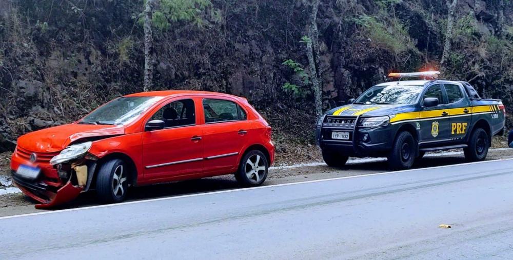 Motorista embriagado e sem CNH é preso pela PRF após provocar acidente na BR 470