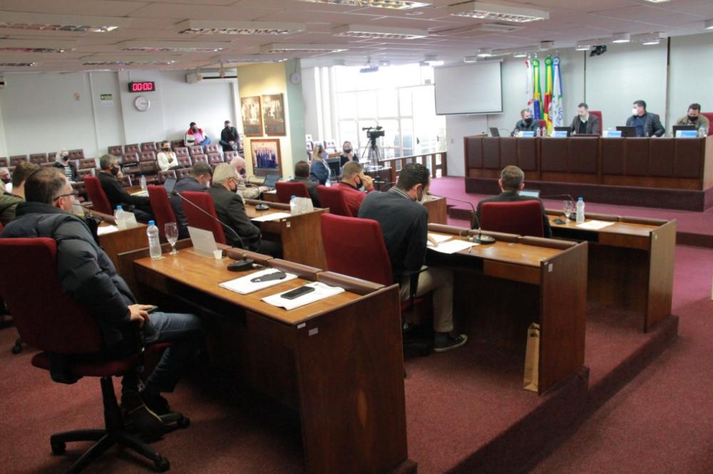 Câmara de Bento realiza sessão extraordinária para votar projetos da prefeitura