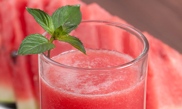 Mojito de Melancia, um coquetel refrescante de verão