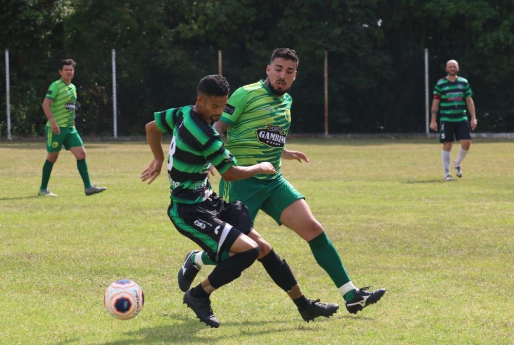 Colonial de Futebol retorna com as quartas de final da categoria Livre
