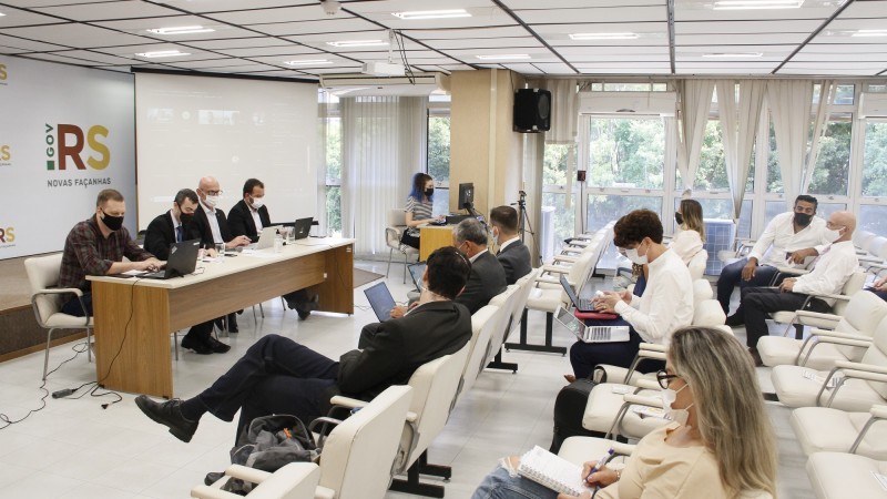 Audiência ocorreu de forma híbrida, com a participação virtual de cidadãos inscritos previamente - Foto: Laiz Flores/Ascom SPGG
