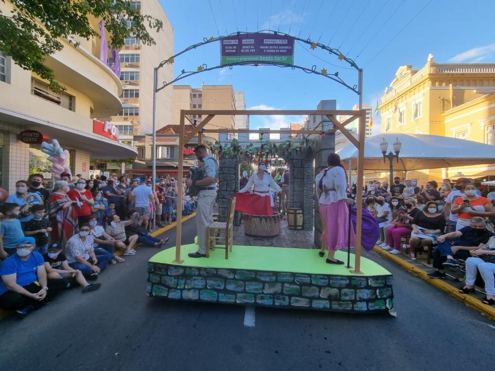 Evento inicia às 15h e deve seguir até as 21h com muitas atrações na área central