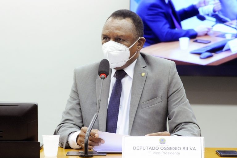 Projeto obriga SUS a oferecer medicamento para tratar anemia falciforme