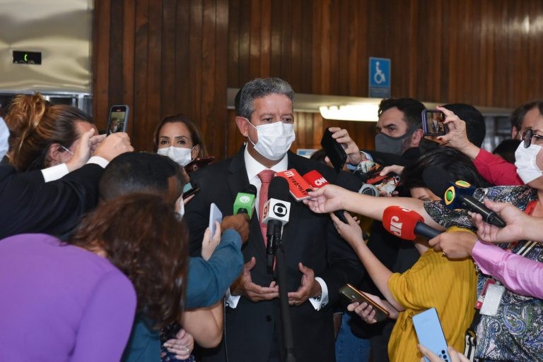 Lira: trabalho presencial deve voltar na Câmara após o Carnaval - (Foto: Zeca Ribeiro/Câmara dos Deputados)