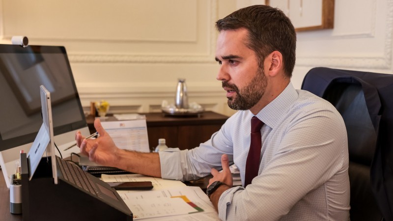 Leite lembrou que Estado destinou mais de R$ 200 milhões para mitigar a situação - Foto: Gustavo Mansur / Palácio Piratini