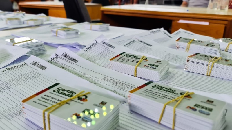 Em Porto Alegre, cerca de 53 mil famílias têm direito ao Cartão Cidadão e ao benefício do Devolve ICMS - Foto: Itamar Aguiar / Palácio Piratini