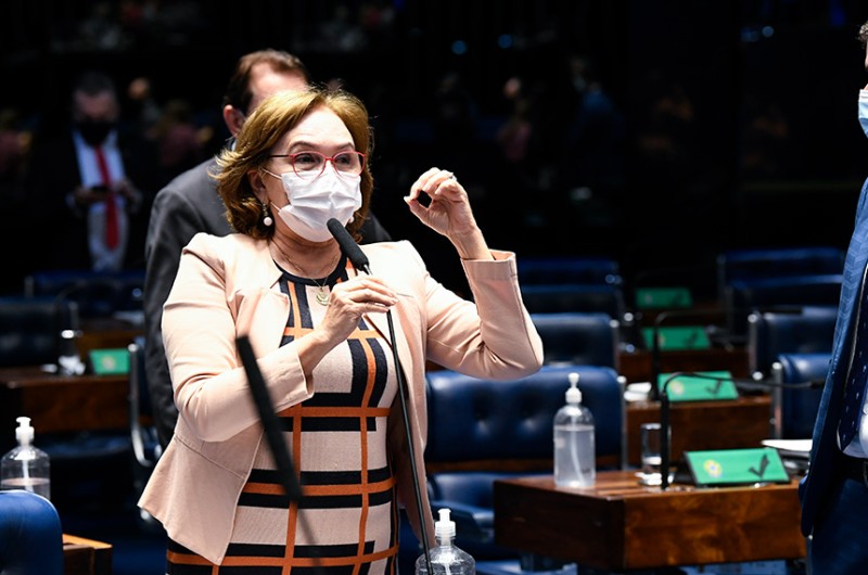 A relatora, senadora Zenaide Maia (Pros-RN), destacou que uma em cada quatro jovens não frequenta as aulas durante o período menstrual porque não tem absorvente