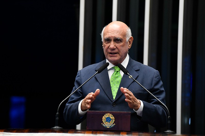 O senador Lasier Martins (Podemos-RS) registrou que essa é uma das maiores feiras do agronegócio do Brasil e da América Latina - Roque de Sá/Agência Senado