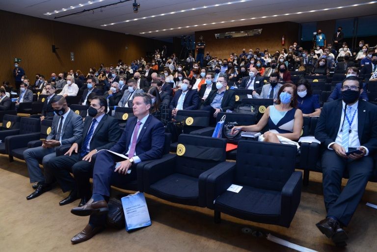 Seminário internacional sobre recursos hídricos, realizado no auditório Nereu Ramos - (Foto: Billy Boss/Câmara dos Deputados)